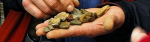 Nichts Besonderes: Die Hobby-Archäologen fanden fast nur Steine. Fotos: Jochen Vogler
